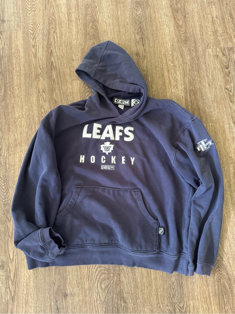 Vintage CCM Toronto Maple Leafs Navy Blue Hoodie - Men